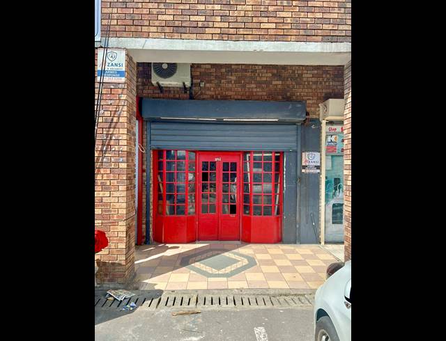 145M² RETAIL TO LET IN WESTCLIFF